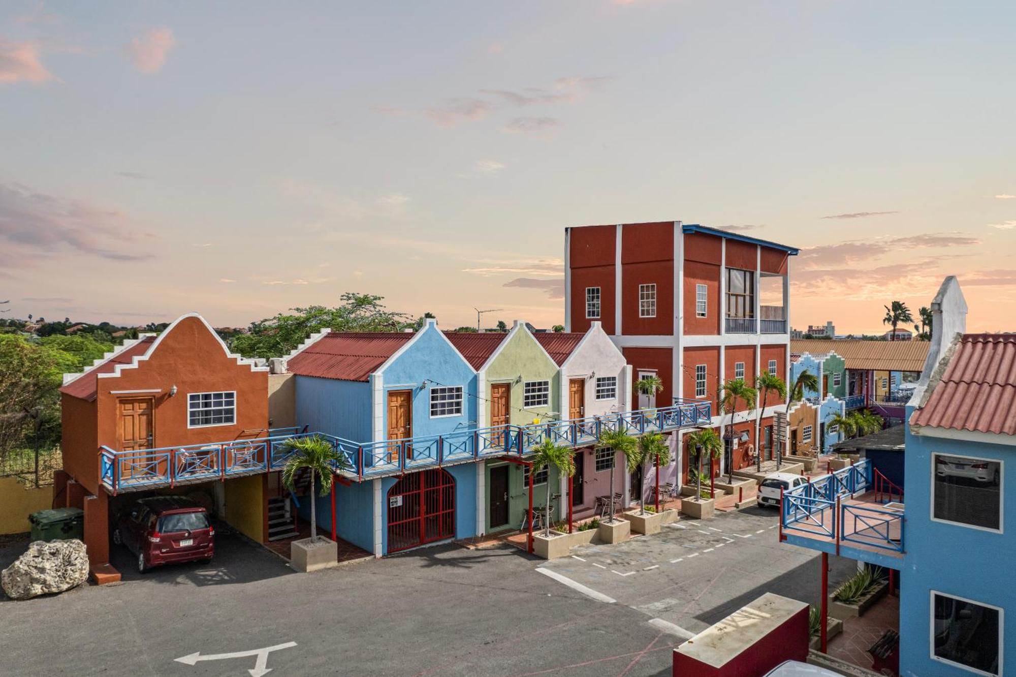 The Ritz Village Hotel Willemstad Exterior foto